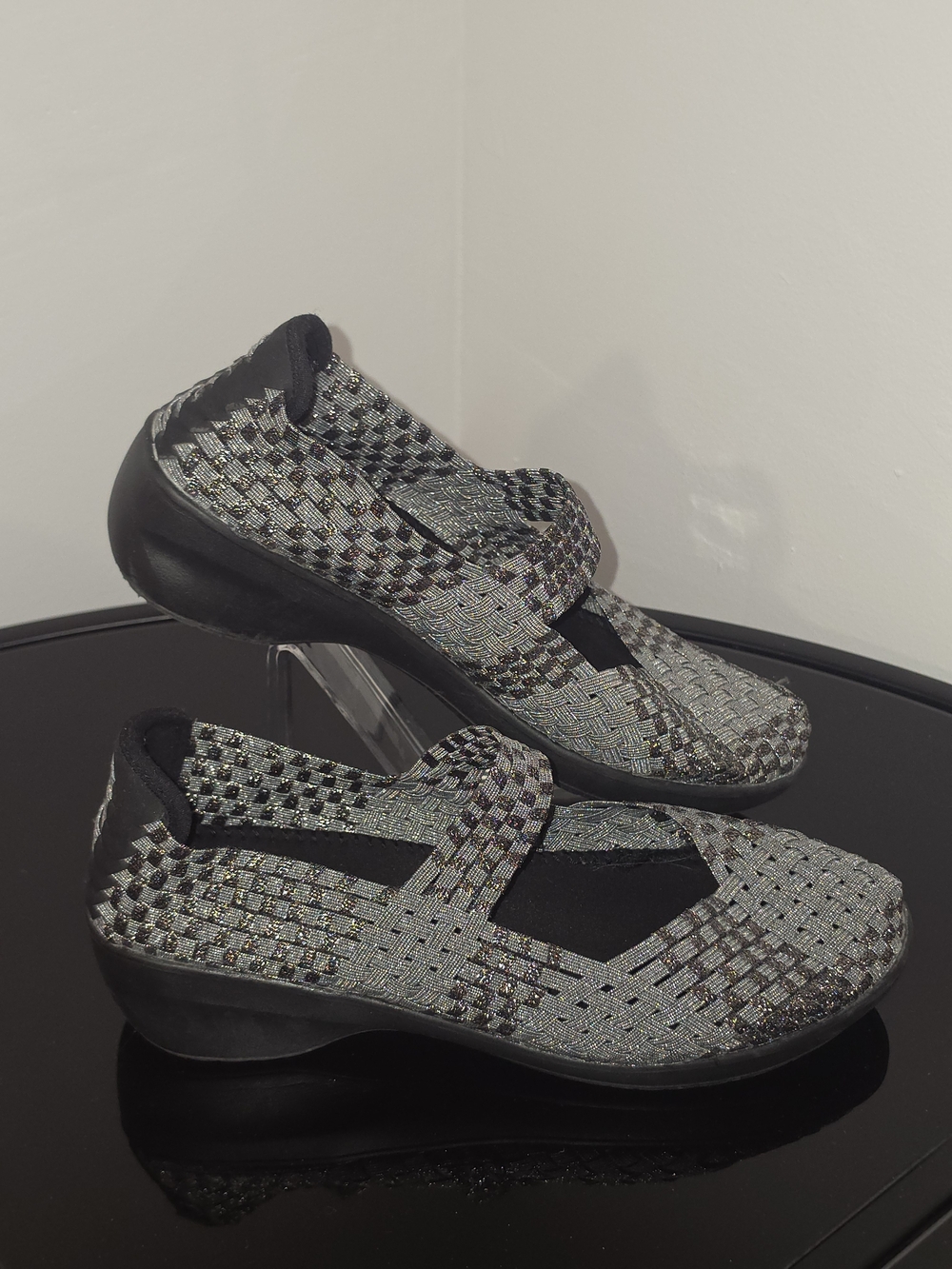 Cobb Hill By New Balance Mantra Black & Silver Woven Slip On Women’s Shoes SZ 10